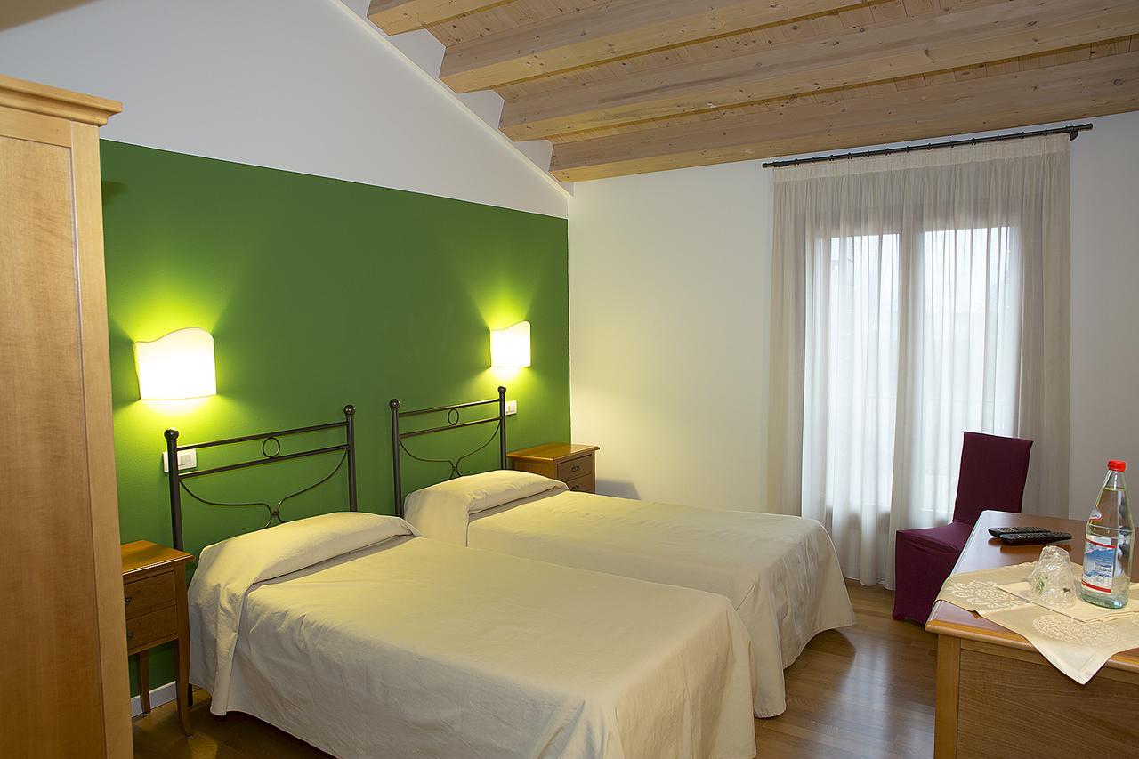 Al Redentor Agriristorante Hotel Casa Reali Bagian luar foto